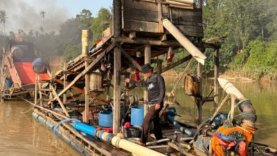 Polsek Cerenti Tertibkan Lima Rakit PETI di Sungai Kuantan, Desa Pulau Jambu