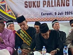 Pengukuhan Datuk Penghulu Suku Paliang Lowe Digelar Khidmat di Cerenti