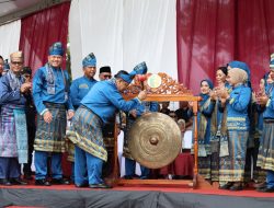 Pacu Jalur Kharisma Even Nasional Dibuka Secara Resmi Oleh  PLT Gubernur  Riau SF Haryanto